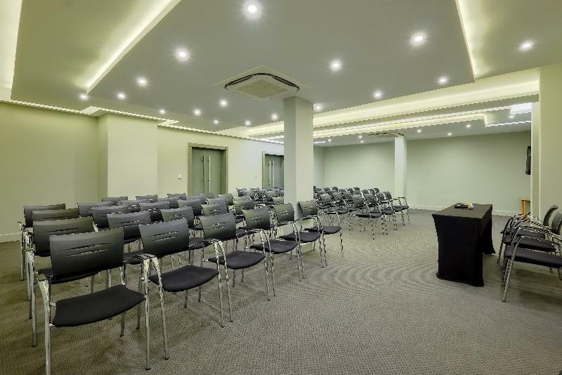 เดอะ รีเจนซี อพาร์ตเมนต์ โฮเต็ล เมนลิน Hotel พริทอเรีย ภายนอก รูปภาพ